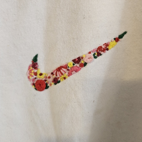 Bespoke Embroidered White Nike Crewneck Sweater - Picture 2 of 6